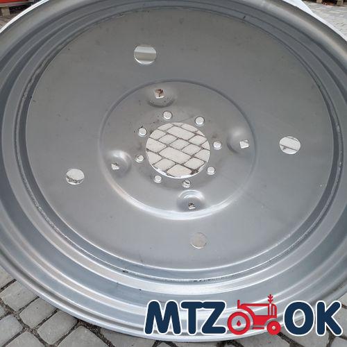 Чехол сидения МТЗ УК к-т спинка h=47см. низ w=45см кожзам (на сиденье оригинал) Чехол сидения МТЗ УК к-т спинка h=47см. низ w=45см кожзам (на сиденье оригинал)