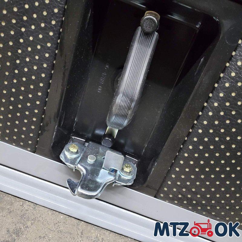 Крыша МТЗ УК металл в обшивке (пр-во МТЗ) 82-6707035 Крыша МТЗ УК металл в обшивке (пр-во МТЗ) 82-6707035