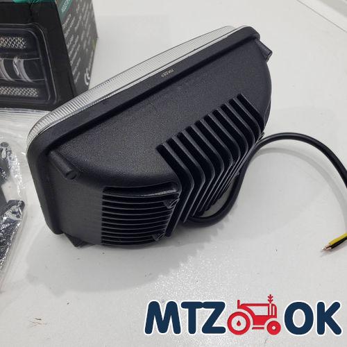 Фара МТЗ квадратная 75Вт 5 линз (ближний и габарит) 01-75 DRL Фара МТЗ квадратная 75Вт 5 линз (ближний и габарит) 01-75 DRL