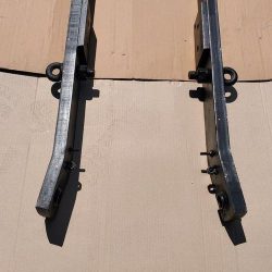 Тяга продольная (согнутая с двух сторон) МТЗ усиленная 30мм длина 90см между яблоками сталь 45 (пара) Тяга продольная (согнутая с двух сторон) МТЗ усиленная 30мм длина 90см между яблоками сталь 45 (пара)