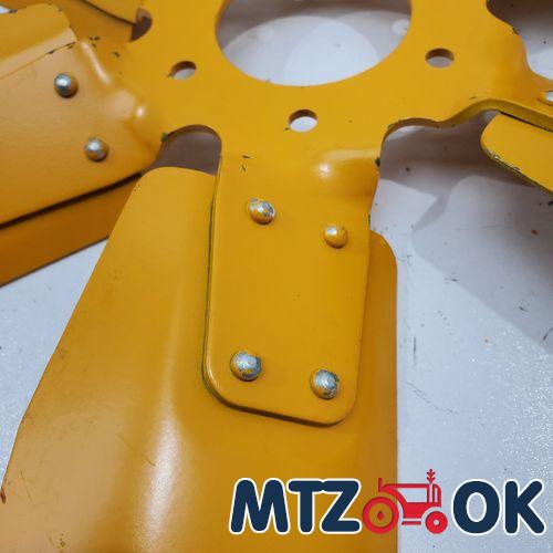 Втулка кронштейна вала поворотного (пр-во Украина) 70-4605032 Втулка кронштейна вала поворотного (пр-во Украина) 70-4605032