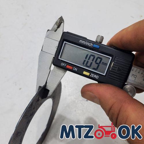 Краник топливного бака ПД с отстойником (КР-12) (пр-во Юбана) ПП-3 Краник топливного бака ПД с отстойником (КР-12) (пр-во Юбана) ПП-3