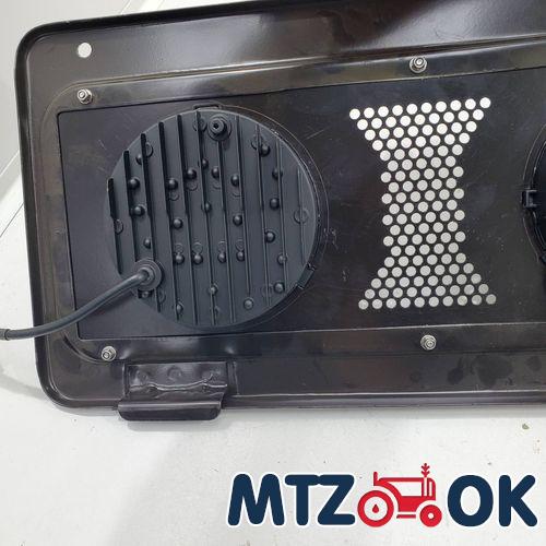 Решетка капота с фарами линза N-001 (60Вт12-24В 5.75 дюймов 14 см ближний/дальний/ходовые огни/поворот ) в сборе на МТЗ 82 авто. мотоцикл. некоторые модели BMW ВАЗ 2103.2106 (собств.пр-во) Решетка капота с фарами линза N-001 (60Вт12-24В 5.75 дюймов 14 см ближний/дальний/ходовые огни/поворот ) в сборе на МТЗ 82 авто. мотоцикл. некоторые модели BMW ВАЗ 2103.2106 (собств.пр-во)