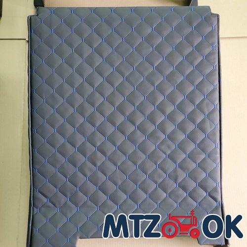 Крышка КПП МТЗ-82 нового образца в сборе без рычага (боковое управление) 70-1703010-А1 Крышка КПП МТЗ-82 нового образца в сборе без рычага (боковое управление) 70-1703010-А1