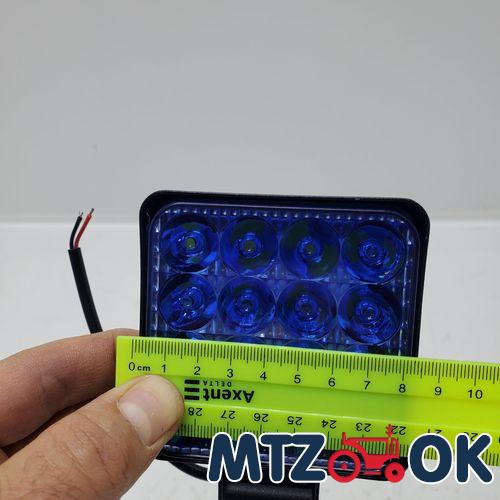 Фара LED квадратна 48W. 16 ламп (85х85мм) 12/24В (синий свет) 4070 Фара LED квадратна 48W. 16 ламп (85х85мм) 12/24В (синий свет) 4070