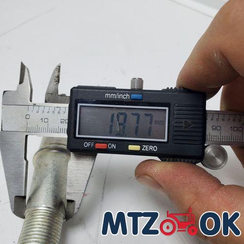 Фара LED квадратна 48W. 16 ламп (85х85мм) 12/24В (синий свет) 4070 Фара LED квадратна 48W. 16 ламп (85х85мм) 12/24В (синий свет) 4070