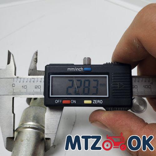 Фара LED квадратна 48W. 16 ламп (85х85мм) 12/24В (синий свет) 4070 Фара LED квадратна 48W. 16 ламп (85х85мм) 12/24В (синий свет) 4070