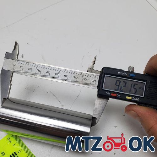 Фара LED квадратна 48W. 16 ламп (85х85мм) 12/24В (синий свет) 4070 Фара LED квадратна 48W. 16 ламп (85х85мм) 12/24В (синий свет) 4070