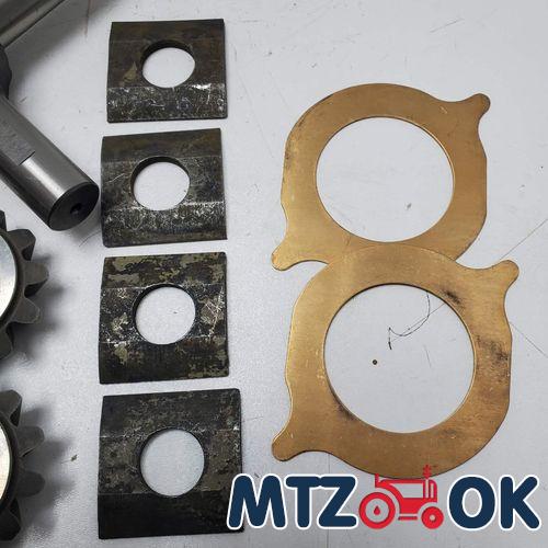 Прокладка корпуса промежуточной опоры МТЗ-82 (паронит 0.8мм) 72-2209023 Прокладка корпуса промежуточной опоры МТЗ-82 (паронит 0.8мм) 72-2209023