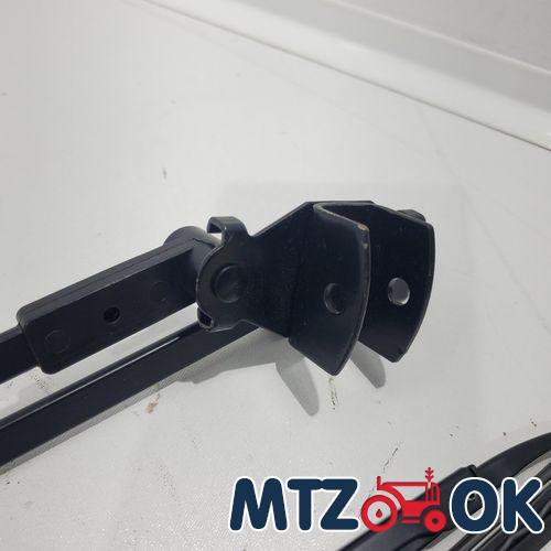 Рычаг стеклооч. со щеткой (пр-во AGH Польша) 787.000.030 Рычаг стеклооч. со щеткой (пр-во AGH Польша) 787.000.030