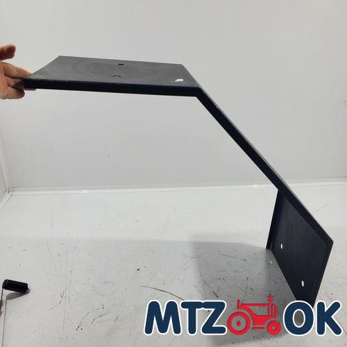 Крыло переднее МТЗ 82 голое металл 1.5мм (собст. пр-во) Крыло переднее МТЗ 82 голое металл 1.5мм (собст. пр-во)