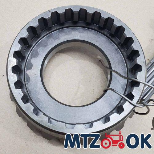 Наклейка на капот МТЗ 82 к-т 2шт. (110х7см) серая Наклейка на капот МТЗ 82 к-т 2шт. (110х7см) серая