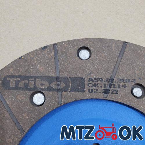 Наклейка на капот МТЗ 82 к-т 2шт. (110х7см) серая Наклейка на капот МТЗ 82 к-т 2шт. (110х7см) серая