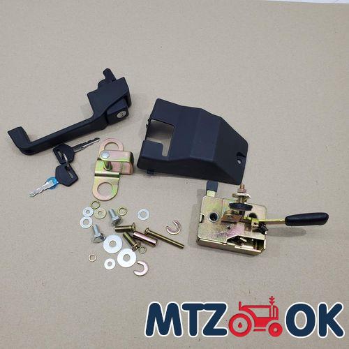 Наклейка на капот МТЗ 82 к-т 2шт. (110х7см) серая Наклейка на капот МТЗ 82 к-т 2шт. (110х7см) серая