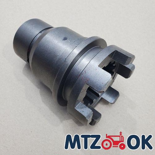 Наклейка на капот МТЗ 82 к-т 2шт. (110х7см) серая Наклейка на капот МТЗ 82 к-т 2шт. (110х7см) серая