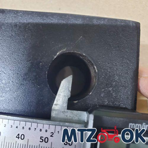 Кронштейн подножки МТЗ правый (собств. пр-во) 80-8405030-Б-01 Кронштейн подножки МТЗ правый (собств. пр-во) 80-8405030-Б-01