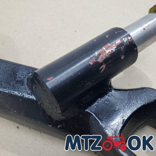 Кронштейн подножки МТЗ УК правый (пр-во МТЗ) 80-8405032-Б Кронштейн подножки МТЗ УК правый (пр-во МТЗ) 80-8405032-Б