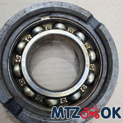 Стакан вала отбора мощности МТЗ в сб. с подшипником (пр-во МТЗ) 50-4202040 Стакан вала отбора мощности МТЗ в сб. с подшипником (пр-во МТЗ) 50-4202040