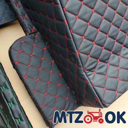 Обшивка торпеды МТЗ МК под пускач (с ухом) справа без отверстия под рычаги распред. (металл в кожзаме)к-т Обшивка торпеды МТЗ МК под пускач (с ухом) справа без отверстия под рычаги распред. (металл в кожзаме)к-т