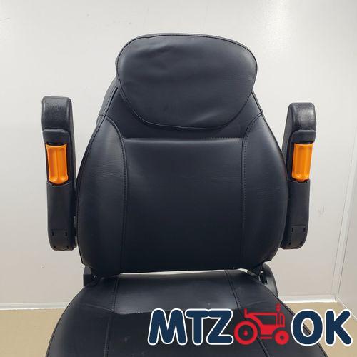 Сиденье для трактора и спец. техники МТЗ УК (с подлокотниками) АТР1504 Сиденье для трактора и спец. техники МТЗ УК (с подлокотниками) АТР1504