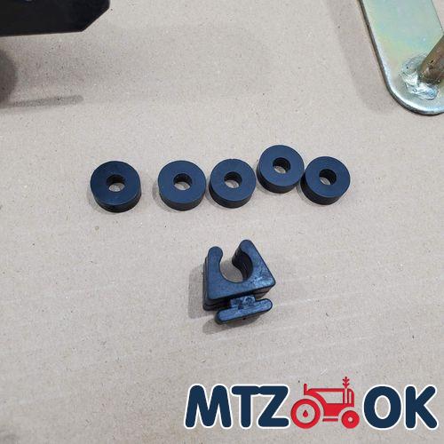 Обшивка торпеды МТЗ МК под стартер (без уха) правая сторона с отверствием (металл) к-т Обшивка торпеды МТЗ МК под стартер (без уха) правая сторона с отверствием (металл) к-т