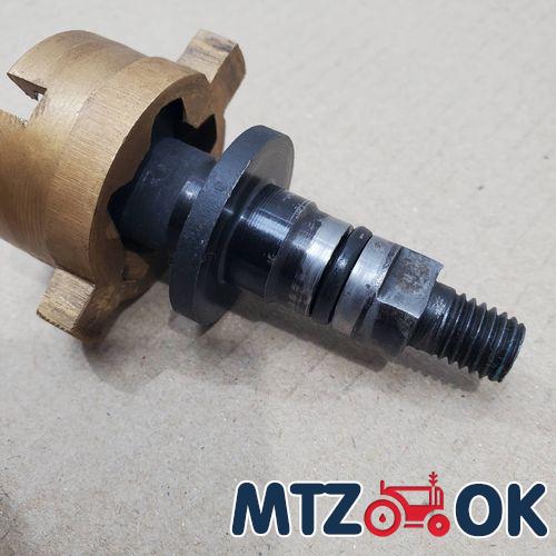 Винт золотника регулятора глубины вспашки с/о (пр-во МТЗ) Б/У Р50-4614040-Б Б/У Винт золотника регулятора глубины вспашки с/о (пр-во МТЗ) Б/У Р50-4614040-Б Б/У