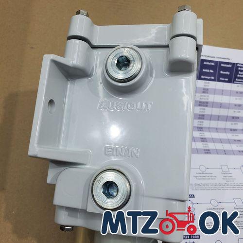 Кронштейн крыла переднего МТЗ-82 левый нижний с подножкой (собств. пр-во) 82-8403020 Кронштейн крыла переднего МТЗ-82 левый нижний с подножкой (собств. пр-во) 82-8403020