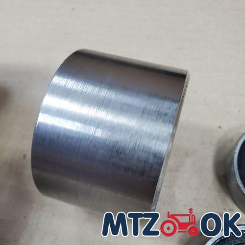 Втулка приварная на тягу сцепления с подшипниками Втулка приварная на тягу сцепления с подшипниками