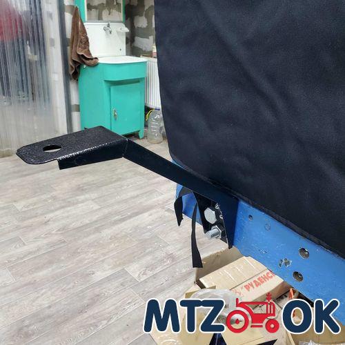 Утеплитель МТЗ 80/82 (чехол капота) кругл.фары по бокам с креплением кр-ов фар на капот С/О (пр-во Украина) ЧК-80/82 С/О №1 Утеплитель МТЗ 80/82 (чехол капота) кругл.фары по бокам с креплением кр-ов фар на капот С/О (пр-во Украина) ЧК-80/82 С/О №1