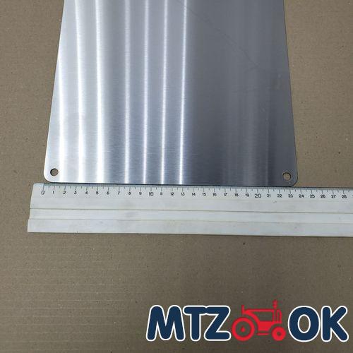 Пластина для утеплителя капота под глушитель 24х24см (нержавейка) (собств. пр-во) Пластина для утеплителя капота под глушитель 24х24см (нержавейка) (собств. пр-во)