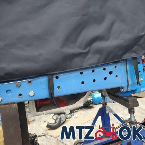 Утеплитель МТЗ 80/82 (чехол капота) кругл.фары по бокам с креплением кр-ов фар на капот С/О (пр-во Украина) ЧК-80/82 С/О №1 Утеплитель МТЗ 80/82 (чехол капота) кругл.фары по бокам с креплением кр-ов фар на капот С/О (пр-во Украина) ЧК-80/82 С/О №1