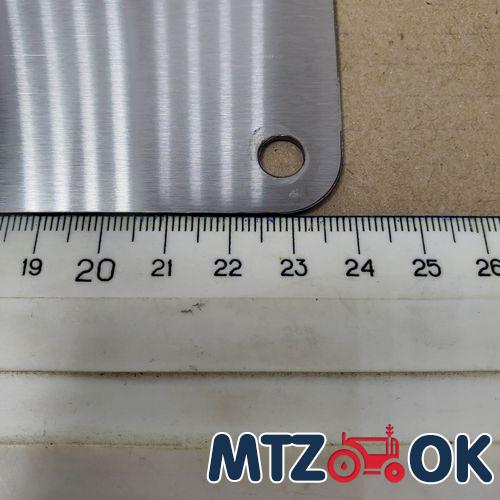 Пластина для утеплителя капота под глушитель 24х24см (нержавейка) (собств. пр-во) Пластина для утеплителя капота под глушитель 24х24см (нержавейка) (собств. пр-во)