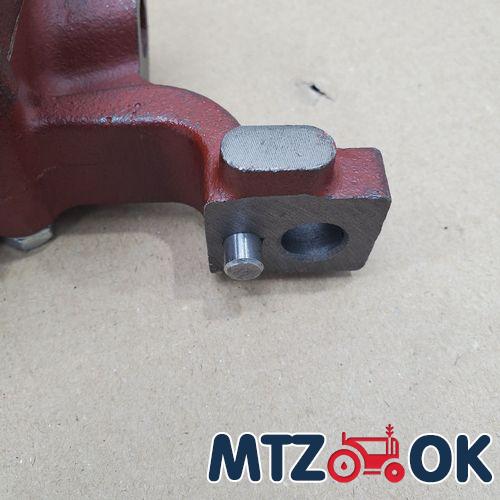 Кожух механизма блокировки МТЗ для мех. блокировки в сб. с рычагом (собств. пр-во) 70-2409035-А6 с/пр-во Кожух механизма блокировки МТЗ для мех. блокировки в сб. с рычагом (собств. пр-во) 70-2409035-А6 с/пр-во