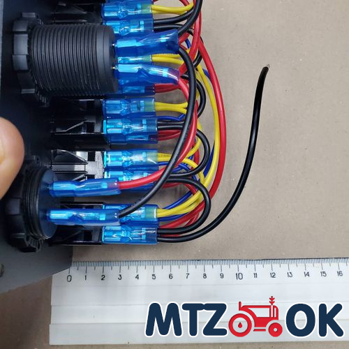 Блок переключателей (4 кнопки) 5014 Блок переключателей (4 кнопки) 5014