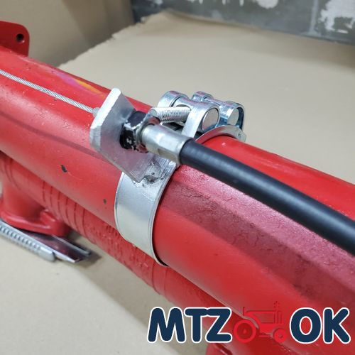 Хомут троса заслонки (собств. пр-во) Хомут троса заслонки (собств. пр-во)