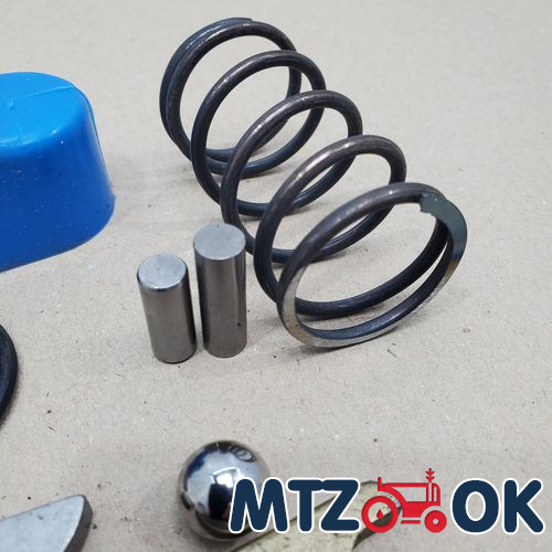 Кронштейн головки соединительной пневмопривода тормозов прицепа (собств. пр-во) 1025-3521511 Кронштейн головки соединительной пневмопривода тормозов прицепа (собств. пр-во) 1025-3521511