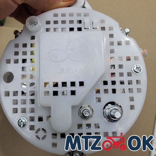 Кронштейн головки соединительной пневмопривода тормозов прицепа (собств. пр-во) 1025-3521511 Кронштейн головки соединительной пневмопривода тормозов прицепа (собств. пр-во) 1025-3521511