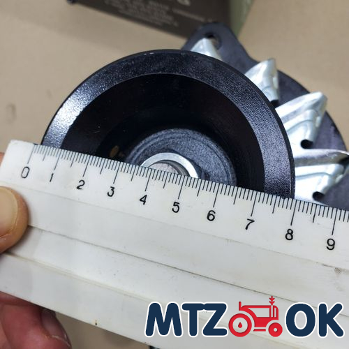 Кронштейн головки соединительной пневмопривода тормозов прицепа (собств. пр-во) 1025-3521511 Кронштейн головки соединительной пневмопривода тормозов прицепа (собств. пр-во) 1025-3521511