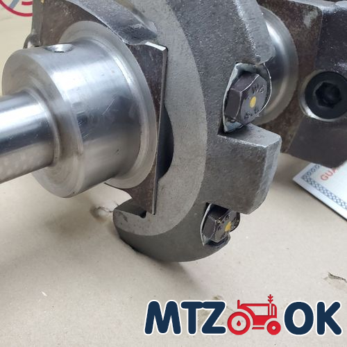 Направляющая педали сцепления (пластик) Направляющая педали сцепления (пластик)