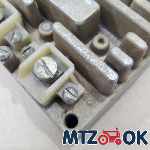 Щиток приборов МТЗ МК. УК с/о в сборе без проводки Щиток приборов МТЗ МК. УК с/о в сборе без проводки