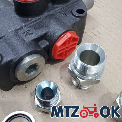 Гидрораспределитель 1Р80+Л12 (1 плавающая секция) со штуцерами (Болгария) 1Р80+Л12 Гидрораспределитель 1Р80+Л12 (1 плавающая секция) со штуцерами (Болгария) 1Р80+Л12