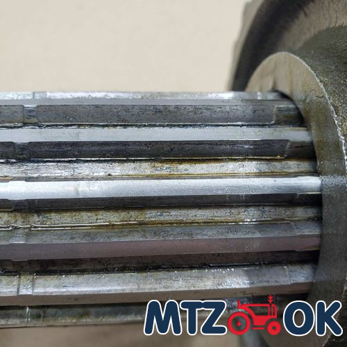 Кронштейн фонаря переднего МТЗ УК левый (пр-во МТЗ) 925-3712025 Кронштейн фонаря переднего МТЗ УК левый (пр-во МТЗ) 925-3712025