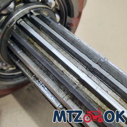 Кронштейн фонаря переднего МТЗ УК левый (пр-во МТЗ) 925-3712025 Кронштейн фонаря переднего МТЗ УК левый (пр-во МТЗ) 925-3712025