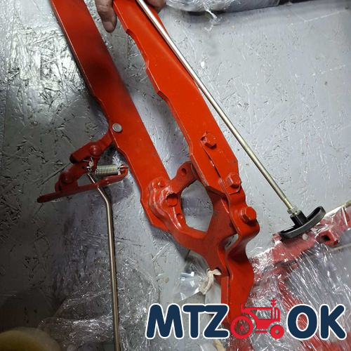 Щиток приборов МТЗ УК с/о в сборе без проводки на всю кабину Щиток приборов МТЗ УК с/о в сборе без проводки на всю кабину