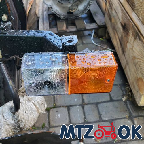 Колпачек на гайку 32 (пластик) стрелка Колпачек на гайку 32 (пластик) стрелка