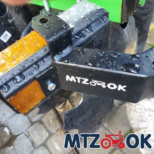 Колпачек на гайку 32 (пластик) стрелка Колпачек на гайку 32 (пластик) стрелка