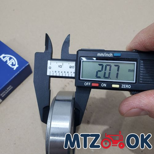 Колпачек на гайку 32 (пластик) стрелка Колпачек на гайку 32 (пластик) стрелка