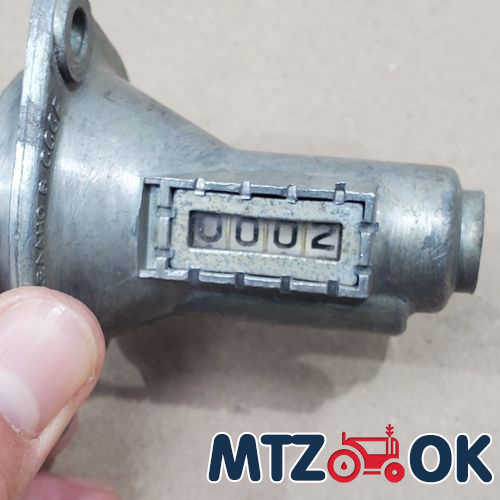 Колпачек на гайку 32 (пластик) стрелка Колпачек на гайку 32 (пластик) стрелка