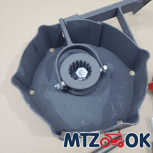 Колпачек на гайку 32 (пластик) стрелка Колпачек на гайку 32 (пластик) стрелка