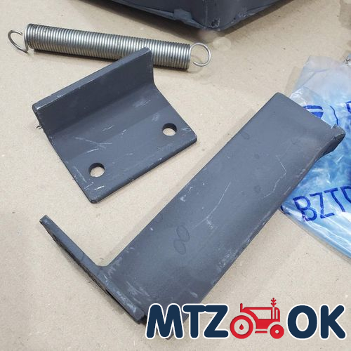 Колпачек на гайку 32 (пластик) стрелка Колпачек на гайку 32 (пластик) стрелка